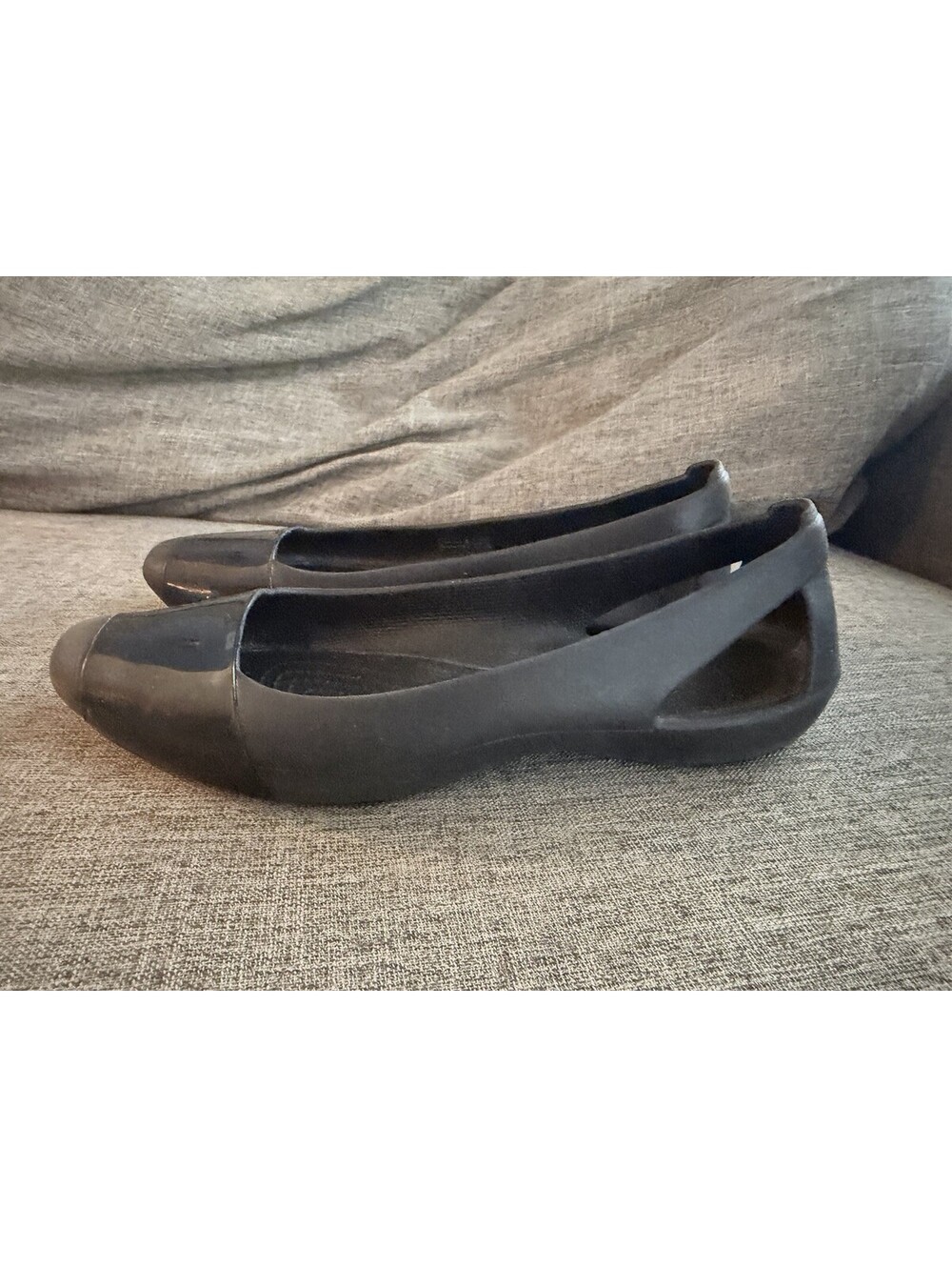 Crocs Sienna Shiny Flat Womens 7 Black Cap Toe Slip On Ballet - Picture 3 of 8